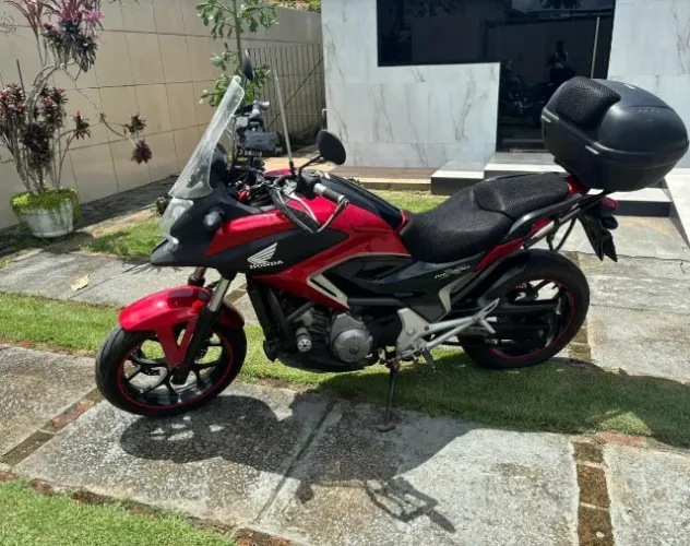 Honda NC 700x 2014 Vermelha