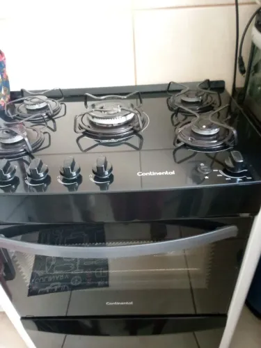 Vendo fogão 5 bocas ,funciona tudo perfeitamente