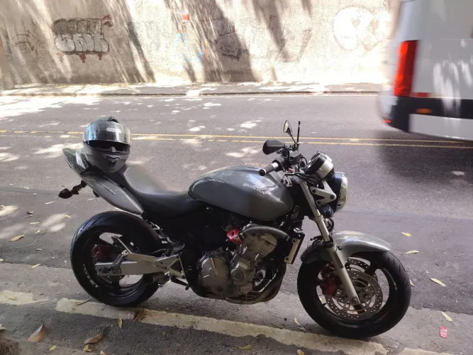 CB 600F HORNET 