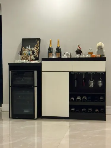 Aparador Buffet para Adega Climatizada e Cantinho do Café