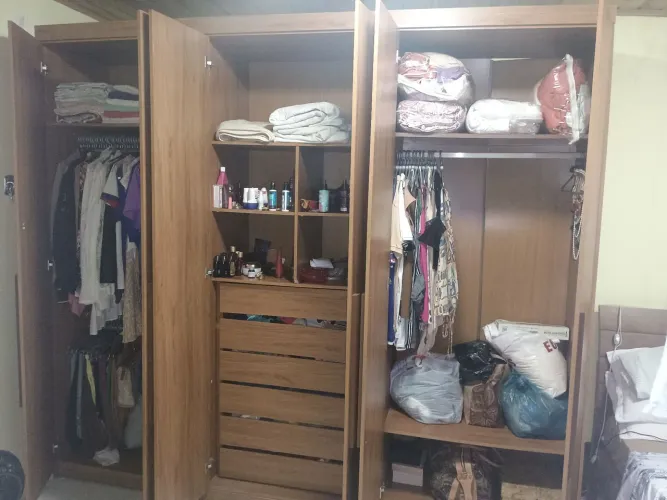 Guarda roupa de casal 6portas