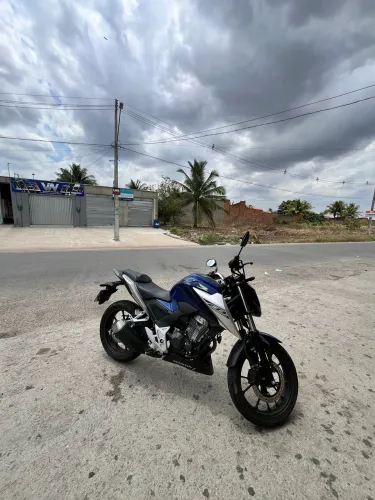 Cb300f Twister único dono