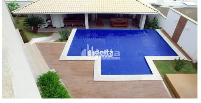 Casa no condomínio Gávea Paradiso disponível para venda em Uberlândia-MG