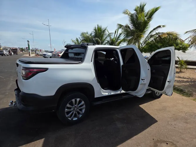 Fiat Strada Freedom 1.3 Flex 8V CD 2025