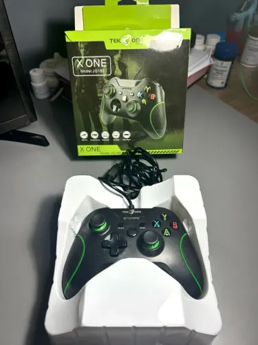 Controle Compatível Xbox One Series e Pc C/ Fio Top