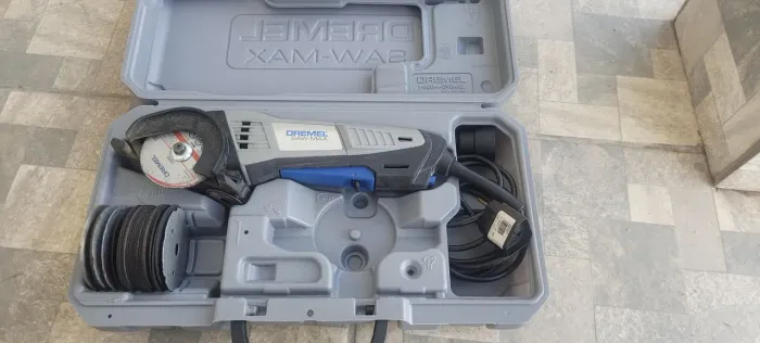 Mini serra dremel