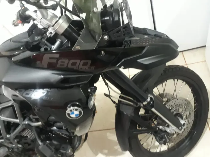 MOTO BMW F800 2013 - TROCO CARRO