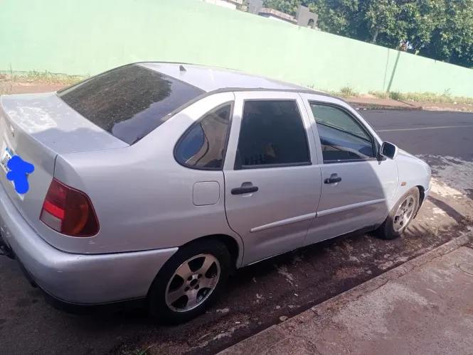 Volkswagen Polo Classic/ Special 1.8 MI 2000