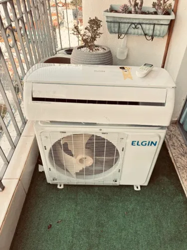 Ar condicionado ELGIN 9.000 BTUs Seminovo
