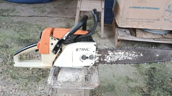 Vende-se Motosserra STIHL MS 260 original seminovo 