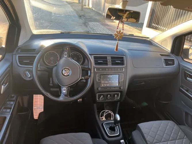 Volkswagen Fox Highline I Motion 1.6 Flex 16V 5P 2018