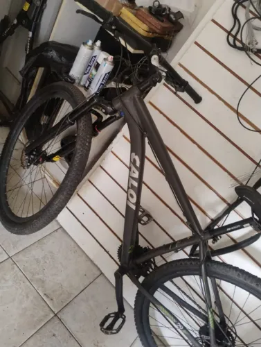 Bicicleta aro 29 alumínio