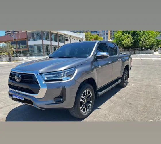 Toyota Hilux CD SRX 4X4 2.8 TDI 16V Diesel Aut. 2025