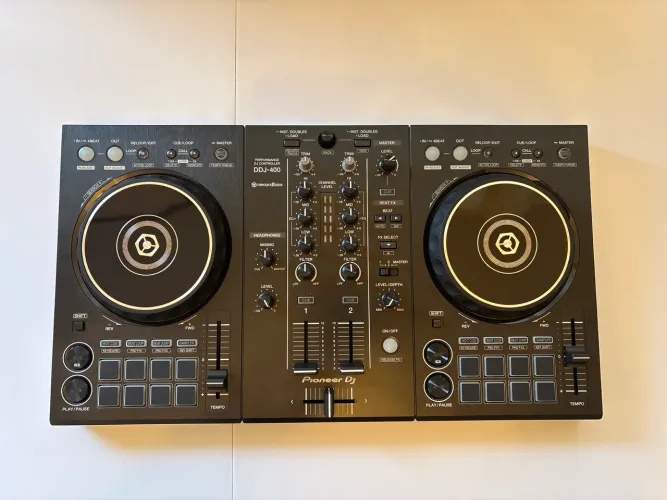 Pioneer DDJ-400 - Controlador DJ de 2 canais para Rekordbox NA CAIXA