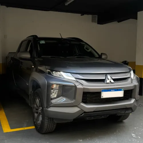 Mitsubishi L200 Tri. S. Outd. Plus 2.4 4X4 Die. AUT 2025