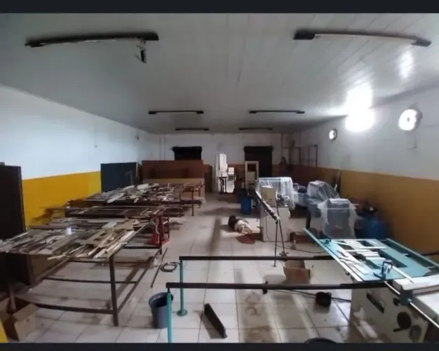 Maquinário completo para montar e começar a produzir 