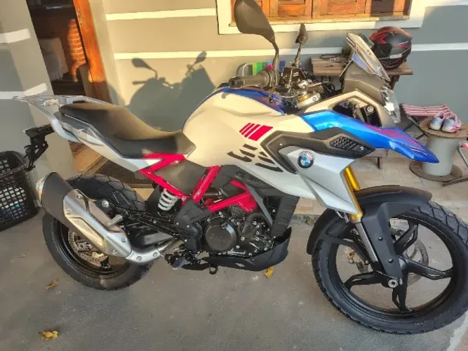 BMW 310GS 1600 km, Como nova igual tirar na concessionaria praticamente. Sempre em garage