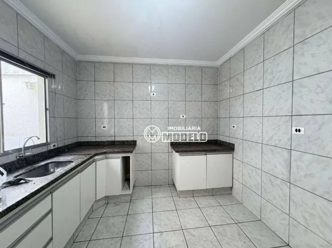 Casa com 2 dormitórios para alugar, 90 m² por R$ 2.300,00/mês - Paulista - Piracicaba/SP