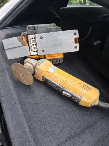 Plaina elétrica dewalt e Esmerilhadeira dewalt pra arrumar