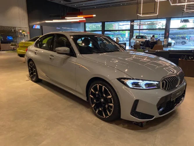 BMW 320I A 2.0 TB M Sport Activeflex 16V 4P 2026