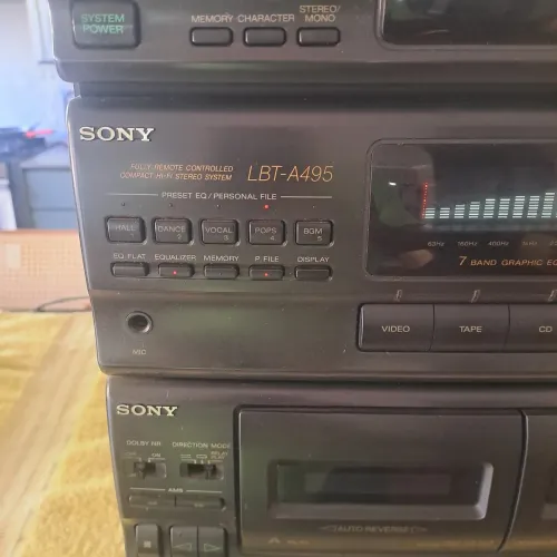 Aparelho de som sony LBT 495 só a central muito conservado 