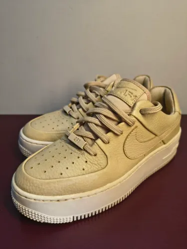 NIKE Air force one feminino bege couro 35 novíssimo 