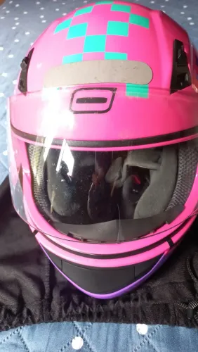 CAPACETE