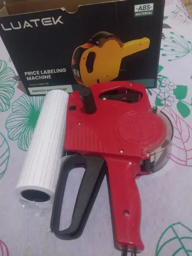 Vendo essa Etiquetadora manual de preços 8 dígitos.