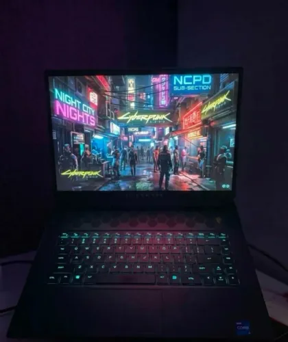 Notebook Gamer Alienware M16 i9 RTX 4080 16GB SSD 1TB QHD+ 240Hz