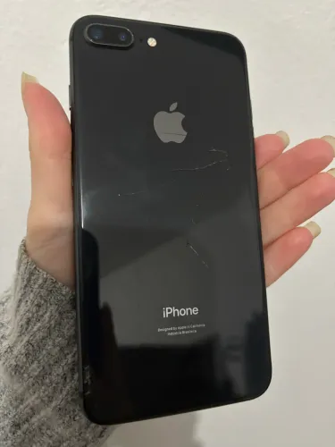 iPhone 8 Plus