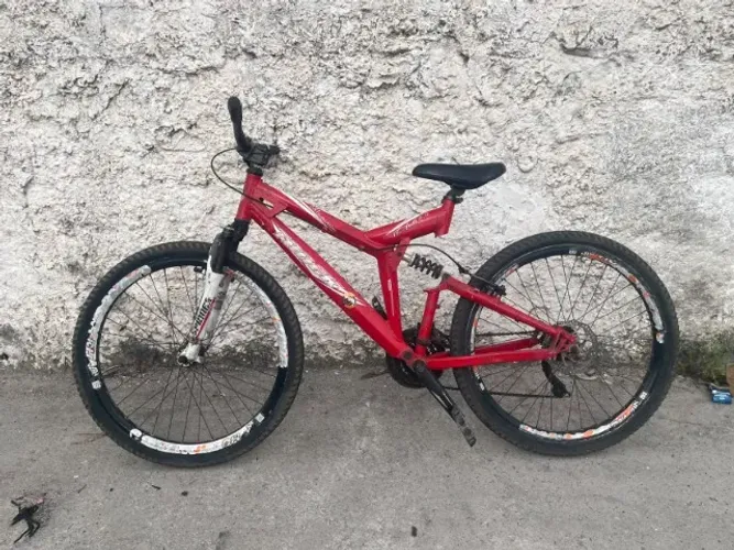 Bicicleta Track aro 26 alumínio com câmbio novo