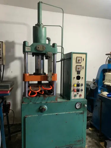 Prensa 40 TON CIOLA