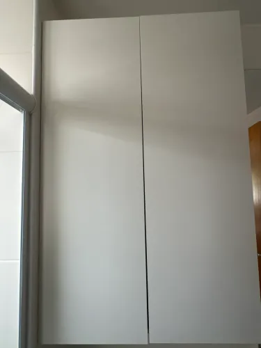 Armário tipo despensa branco