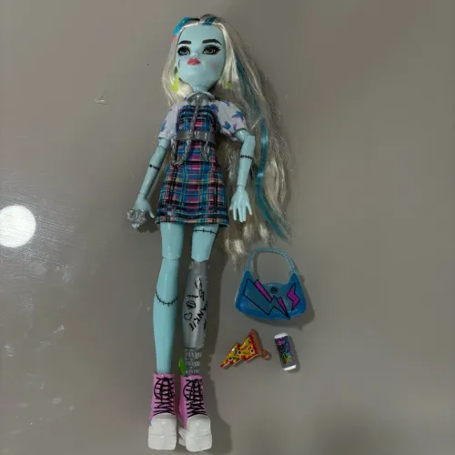 Boneca Frankie Stein Day Out G3 Monster High