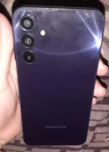 Vendo a15 5g ou troco em outro de preferência iPhone 8plus