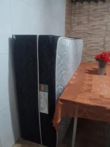 VENDO CAMA BOX NOVA