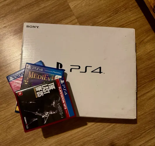 Ps4 1tb (2 controles + jogos)