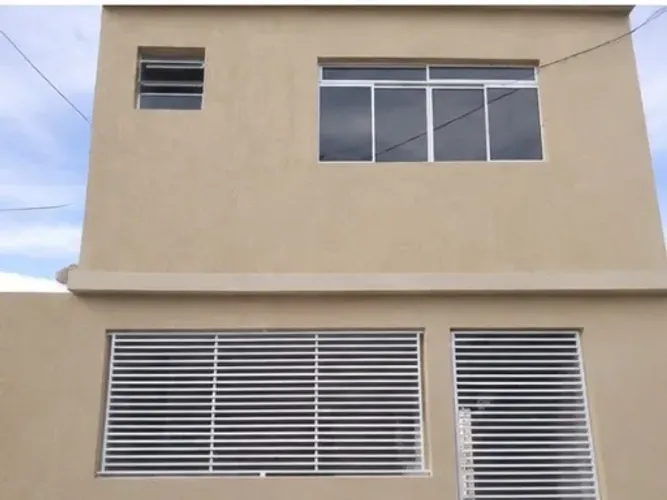 Casa de Renda com 8 Casas em Embu das Artes | Renda de até R$ 4.200/mês Excelente Invest