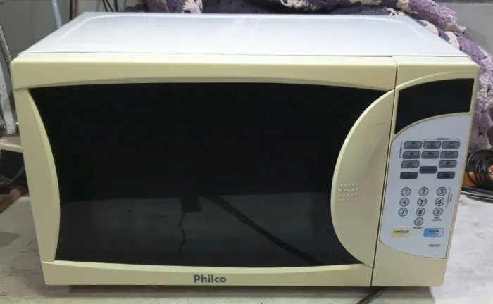 Microondas Philco pms23 22l 