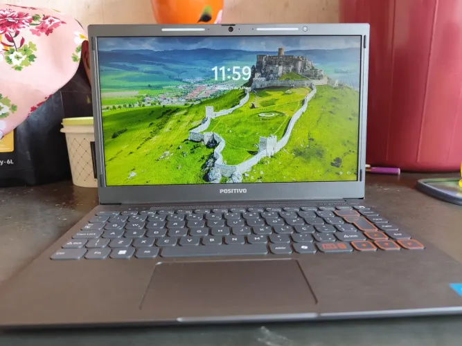 Notebook Positivo Vision C14