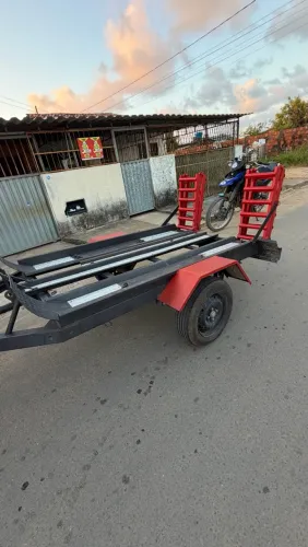 Reboque reforçado para motos e quadriciclos 