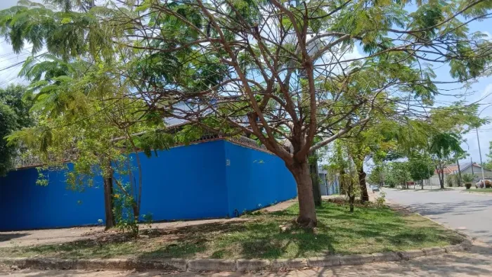 CASA BEM LOCALIZADA 4 QUARTOS - JARDIM DOS MIGRANTES - próxima da Av. Ji-Paraná