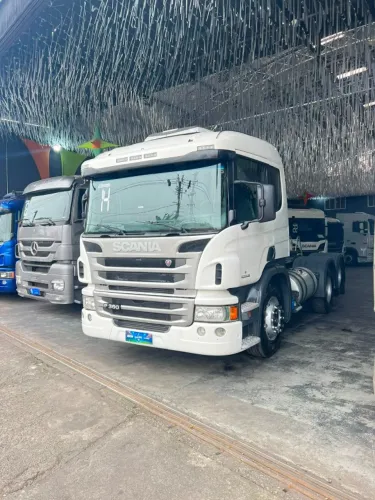 SCANIA P360 6x2 AUTOMÁTICO 2014