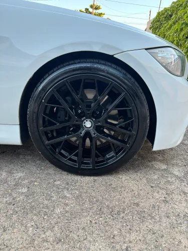 Rodas BMW sabor M3 aro 19?