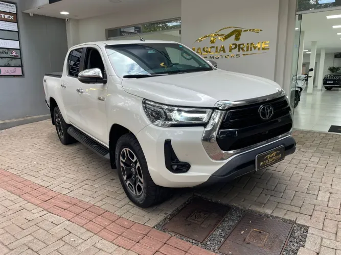 Toyota Hilux CD SRX 4X4 2.8 TDI 16V Diesel Aut. 2022