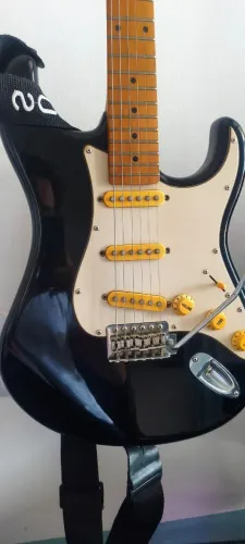 Guitarra Tagina T-365