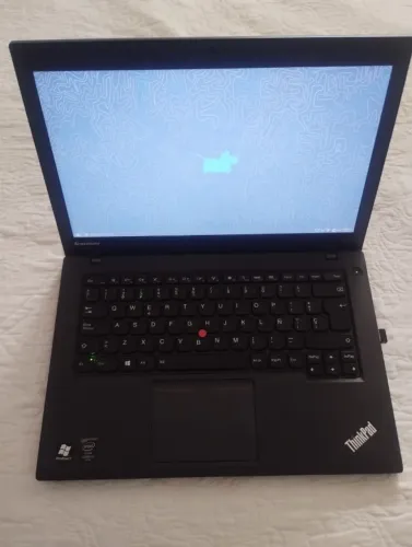 Notebook Lenovo ThinkPad T440 - Estado Impecável e Alta Durabilidade