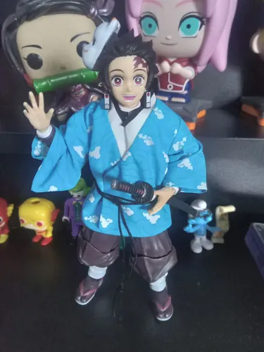 Tanjiro c/ haori do orokodaki sh figuarts 