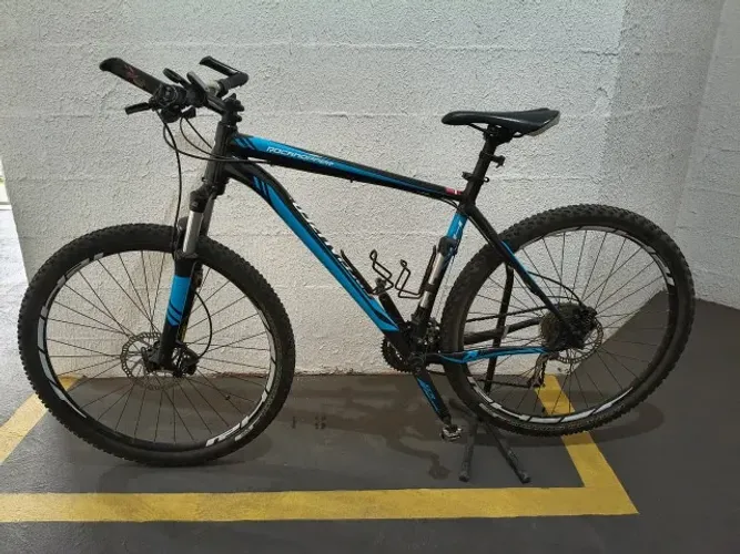 Bicicleta Specialized Rockhopper 29 Azul
