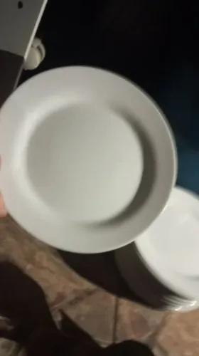 Pratos para restaurante.